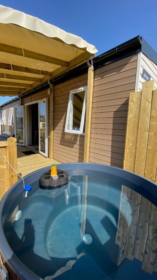 Camping Les Carolins Saint-Lo-d'Ourville المظهر الخارجي الصورة