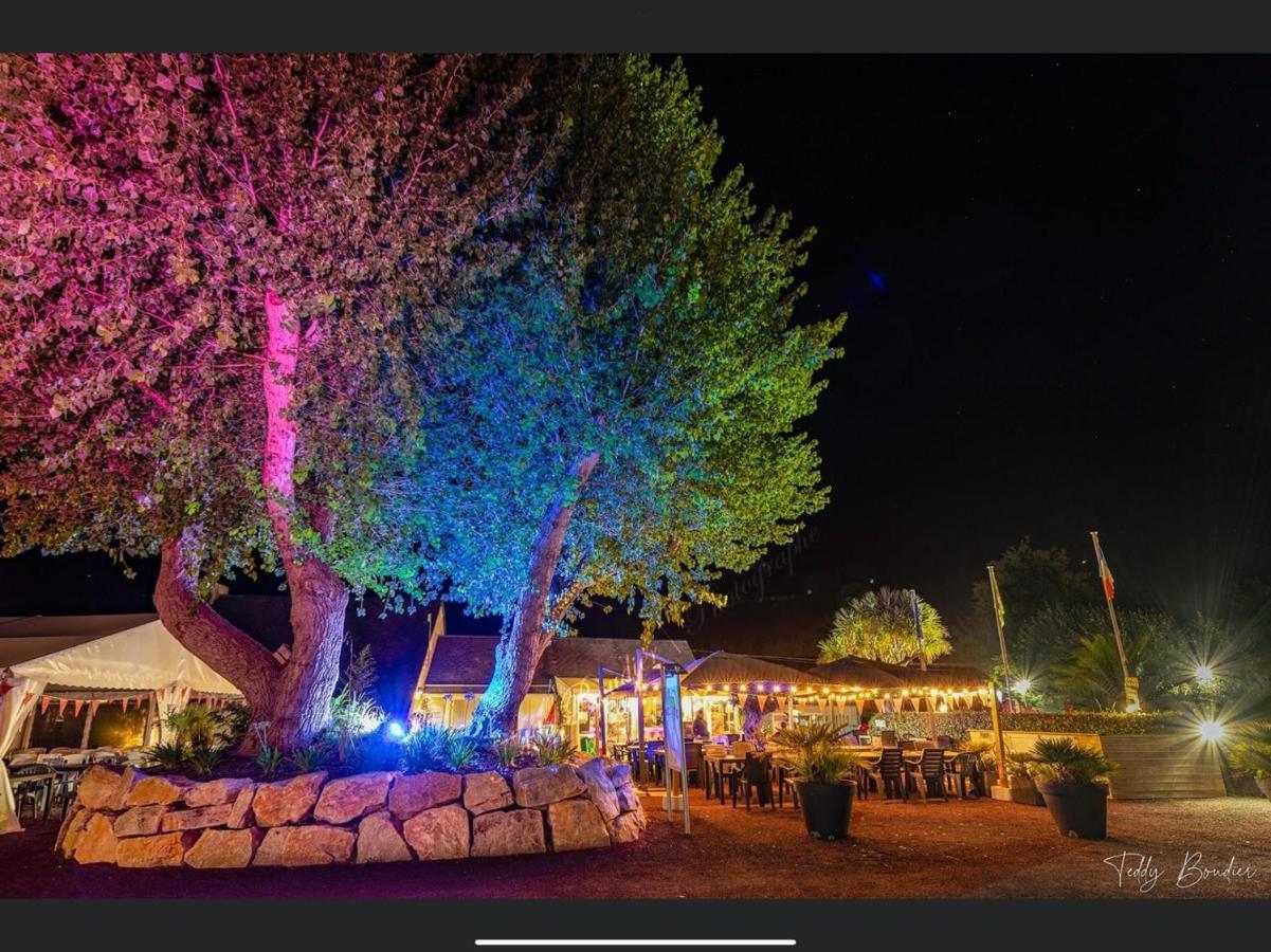 Camping Les Carolins Saint-Lo-d'Ourville المظهر الخارجي الصورة